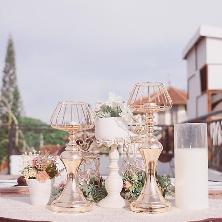 Fahira Hotel Syariah Букиттинги Экстерьер фото